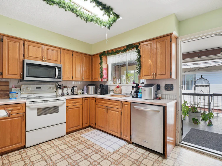 2574 Campbell Avenue, Abbotsford, BC, V2S 4A4 - 6