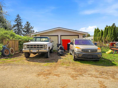2574 Campbell Avenue - 4