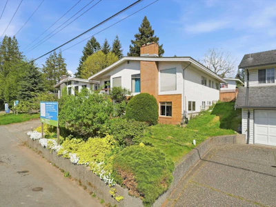 2574 Campbell Avenue - 2
