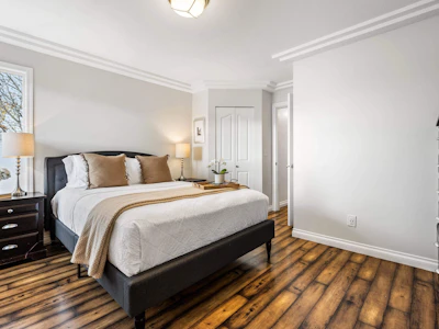 B-45658 Lewis Avenue - 4
