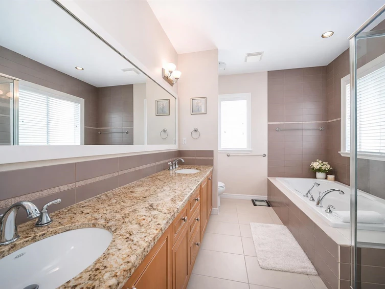 6291 Semlin Court, Richmond, BC, V7C 5S3 - 11