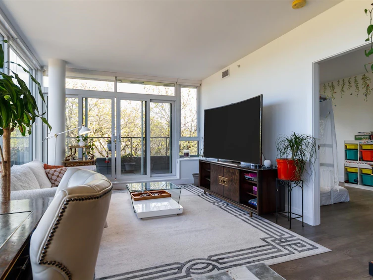 402-6333 West Boulevard, Vancouver, BC, V6M 0C1 - 8