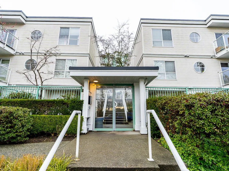 74-2733 E Kent Avenue North, Vancouver, BC, V5S 3T9
