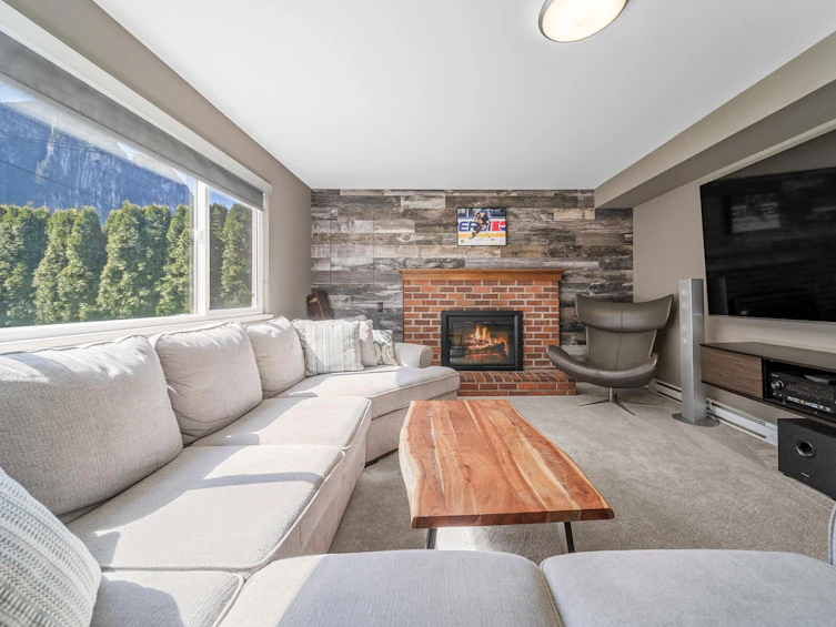 38325 Fir Street, Squamish, BC, V8B 0W8 - 28