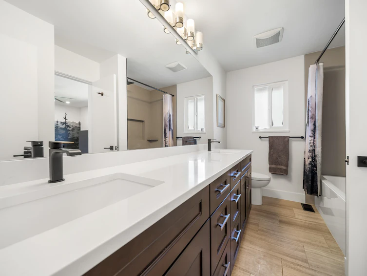 38325 Fir Street, Squamish, BC, V8B 0W8 - 22