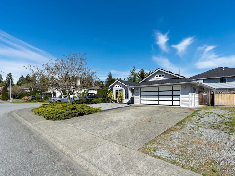 12336 Nikola Street, Pitt Meadows, BC, V3Y 2K9 - 2