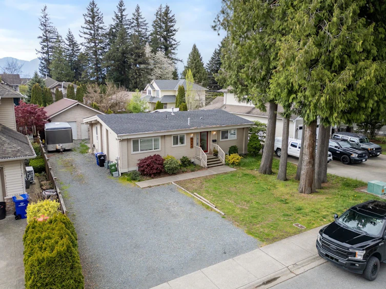5565 Peach Road, Chilliwack, BC, V2R 5L9