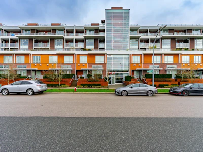 519-10020 Dunoon Drive - 2