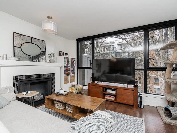 502-2036 W 10th Avenue, Vancouver, BC, V6J 2B3 - 3