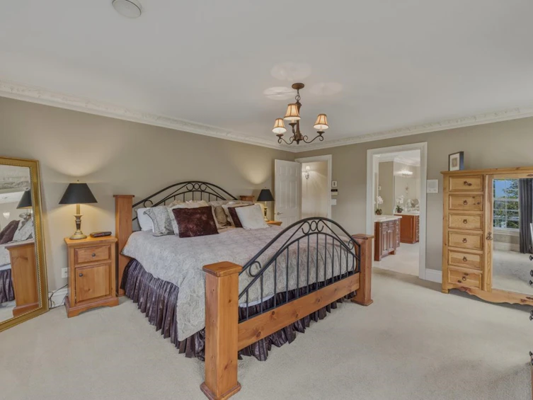 18012 99a Avenue, Surrey, BC, V4N 4V6 - 19