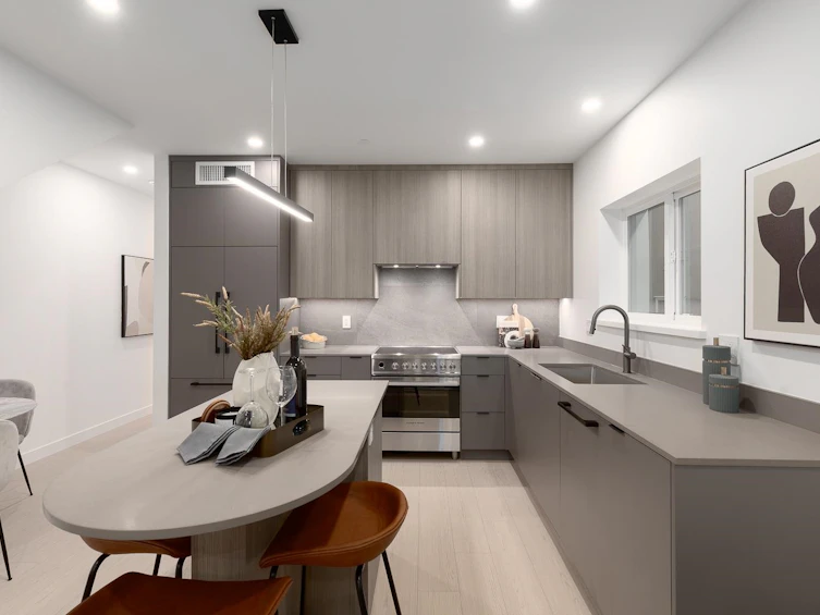 201-2329 E 34th Avenue, Vancouver, BC, V5R 2S6 - 7