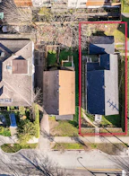 166 E 10th Street