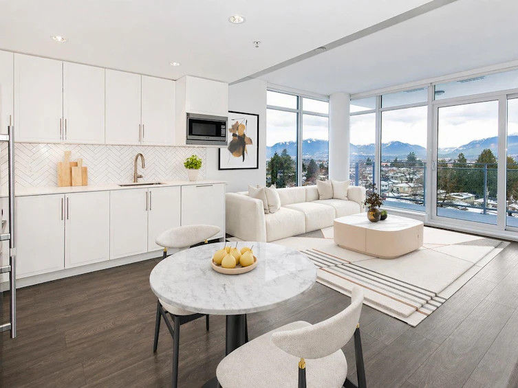 808-2435 Kingsway Street, Vancouver, BC, V5R 5G8