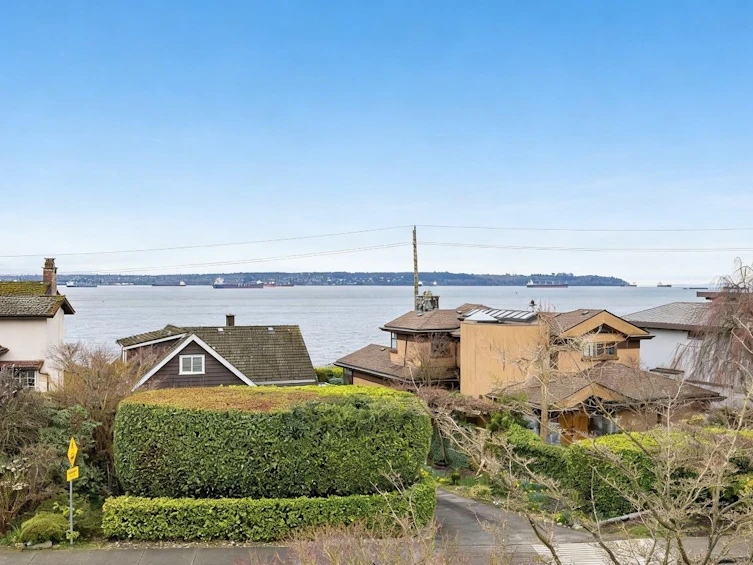 2333 Bellevue Avenue, West Vancouver, BC, V7V 1C9 - 14