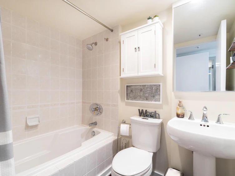 503-990 Beach Avenue, Vancouver, BC, V6Z 2N9 - 24