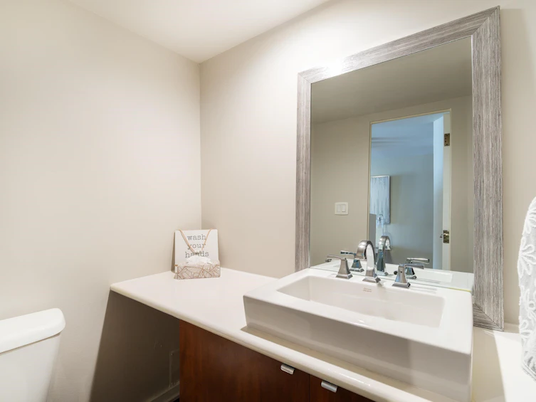 503-990 Beach Avenue, Vancouver, BC, V6Z 2N9 - 16