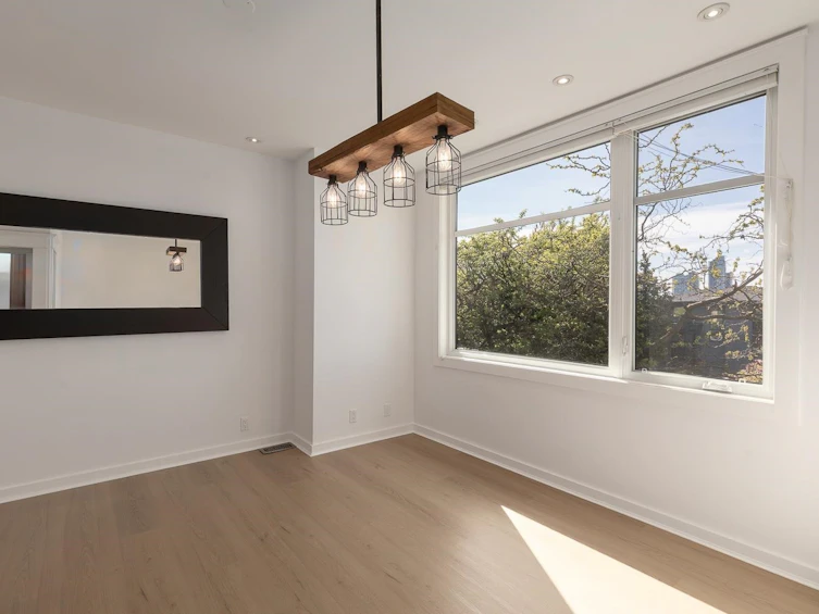 3853 Frances Street, Burnaby, BC, V5C 2P1 - 5