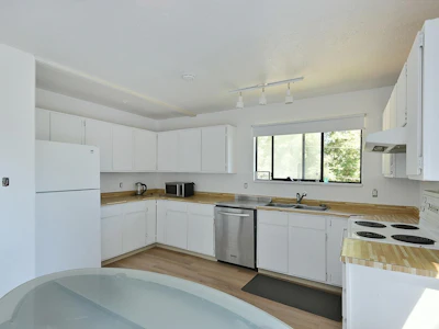 5727 Trail Avenue - 2