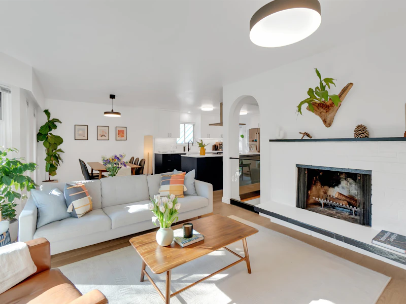 1652 Coleman Street, North Vancouver BC V7K 1X1