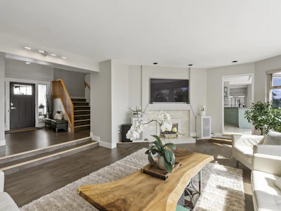 16498 77 Avenue - 5