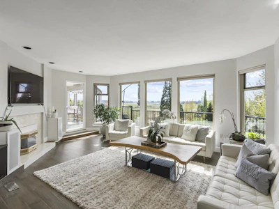 16498 77 Avenue - 2