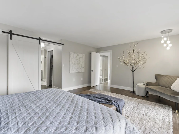 16498 77 Avenue, Surrey, BC, V4N 0L5 - 16
