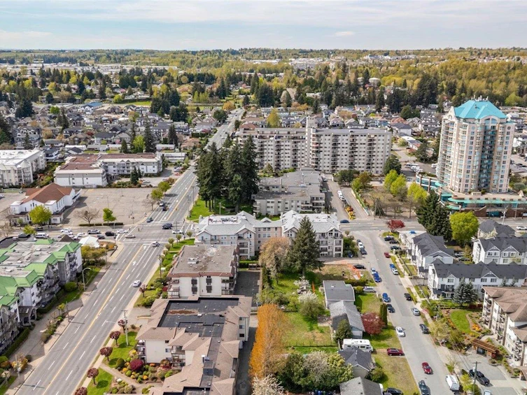 401-2772 Clearbrook Road, Abbotsford, BC, V2T 6N6 - 35