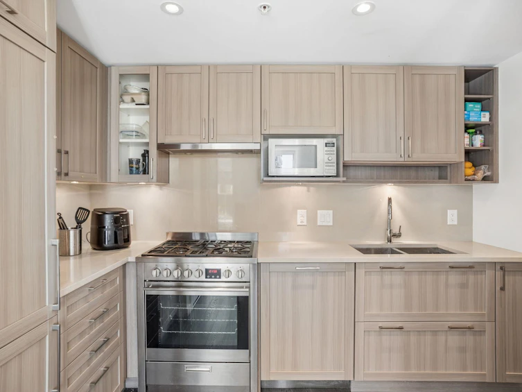 317-5665 Boundary Road, Vancouver, BC, V5R 0E4 - 5