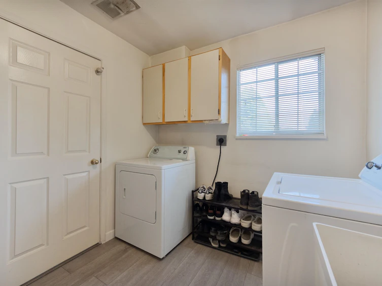 4355 Macdonald Avenue, Burnaby, BC, V5G 2Z8 - 24