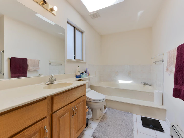 4355 Macdonald Avenue, Burnaby, BC, V5G 2Z8 - 14