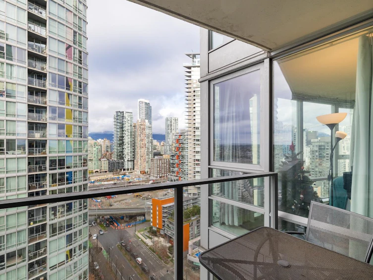2706-1438 Richards Street, Vancouver, BC, V6Z 3B8 - 9