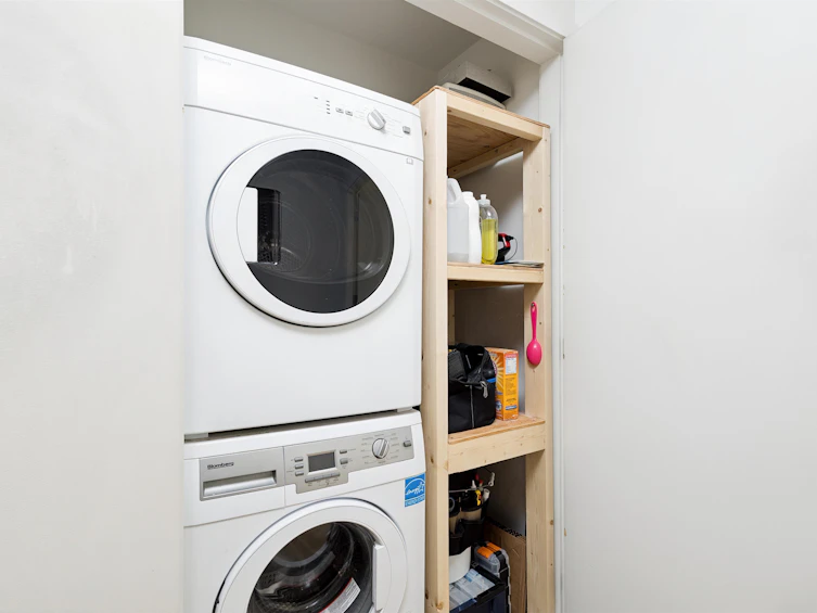 2-265 E 8th Street, North Vancouver, BC, V7L 1Y9 - 33