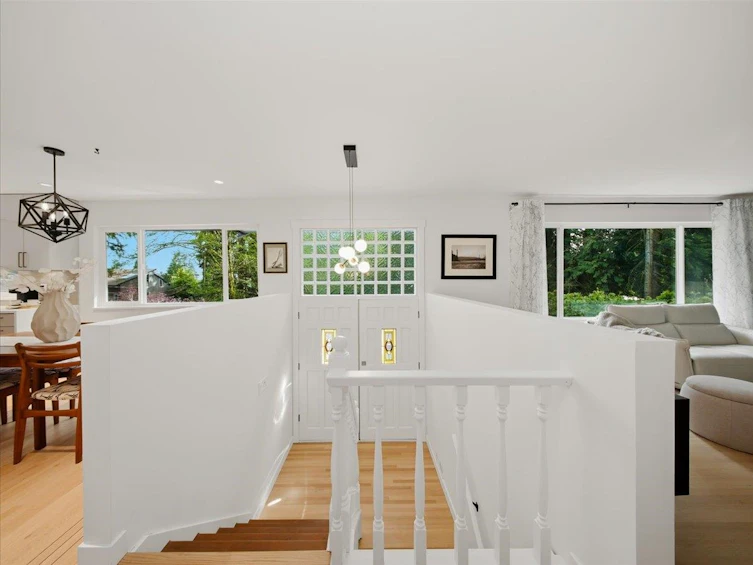 1392 Chamberlain Drive, North Vancouver, BC, V7K 1P6 - 19