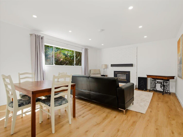 1392 Chamberlain Drive, North Vancouver, BC, V7K 1P6 - 21
