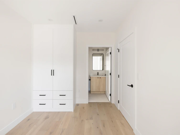 3143 E 19 Avenue, Vancouver, BC, V5M 2T2 - 13