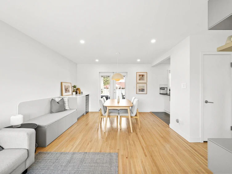 5111 Laurel Street, Burnaby, BC, V5G 1M8 - 7