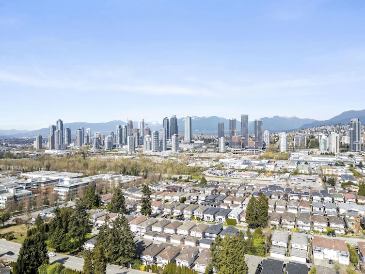 5111 Laurel Street, Burnaby, BC, V5G 1M8 - 36