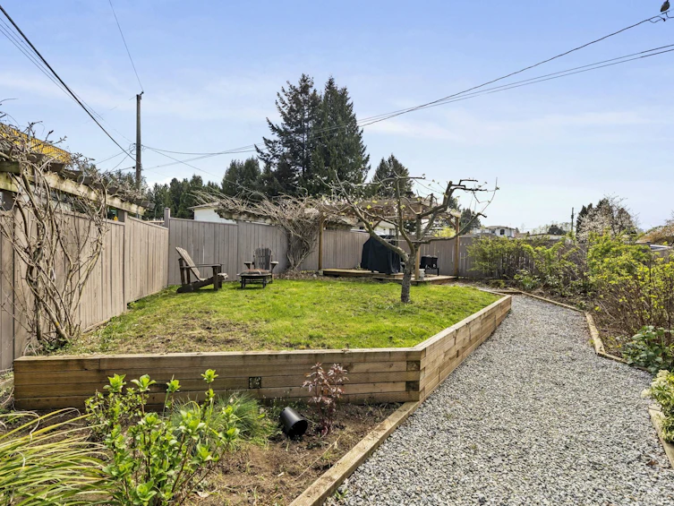 5111 Laurel Street, Burnaby, BC, V5G 1M8 - 29