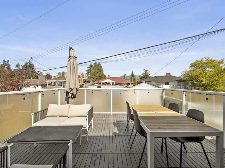 5111 Laurel Street, Burnaby, BC, V5G 1M8 - 18