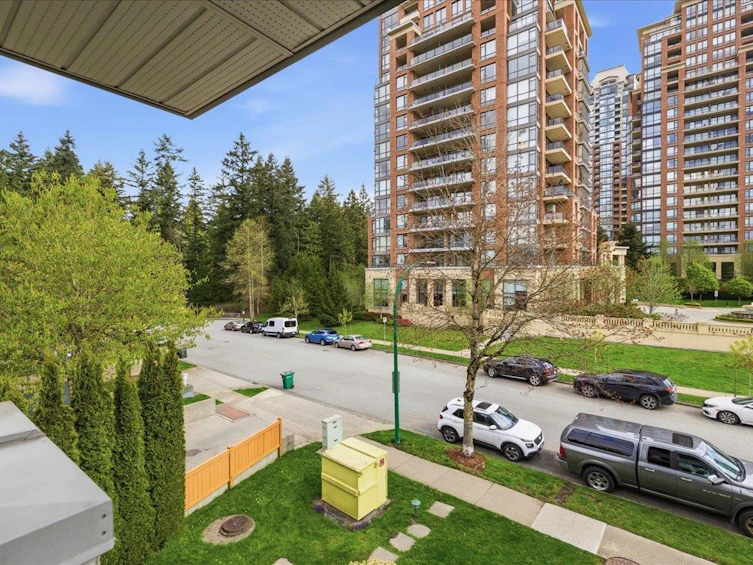 307-6745 Station Hill Court, Burnaby, BC, V3N 4Z4 - 16
