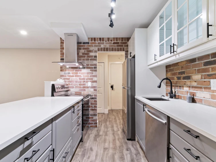 114-2250 Oxford Street, Vancouver, BC, V5L 1G1 - 3