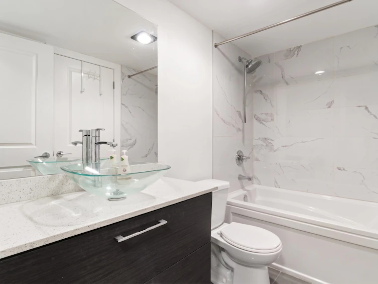 114-2250 Oxford Street, Vancouver, BC, V5L 1G1 - 16