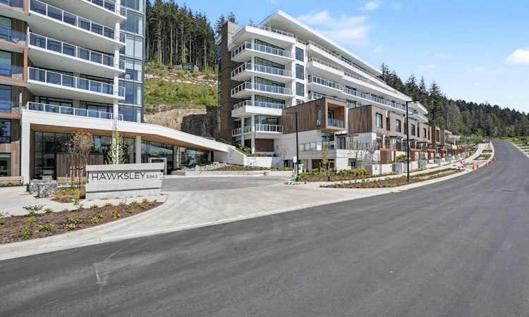 606-3963 Uplands Way