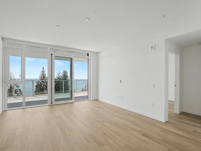 606-3963 Uplands Way - 5