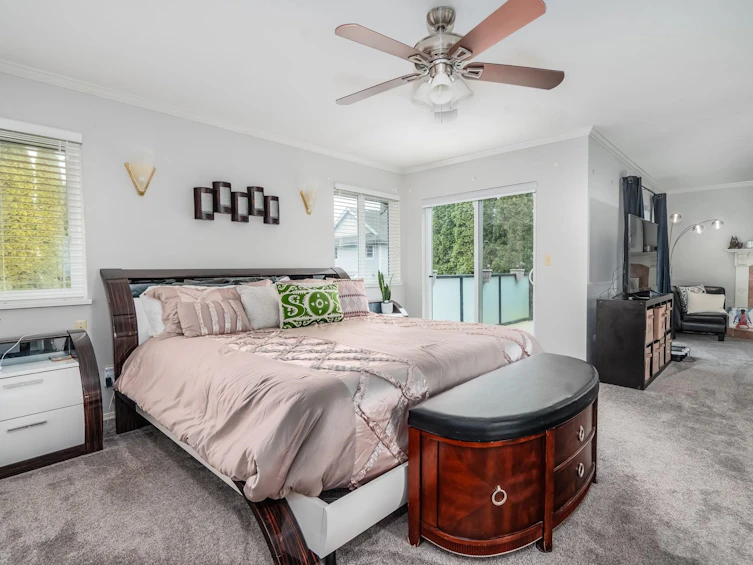 2237 Mountain Drive, Abbotsford, BC, V3G 1E3 - 23