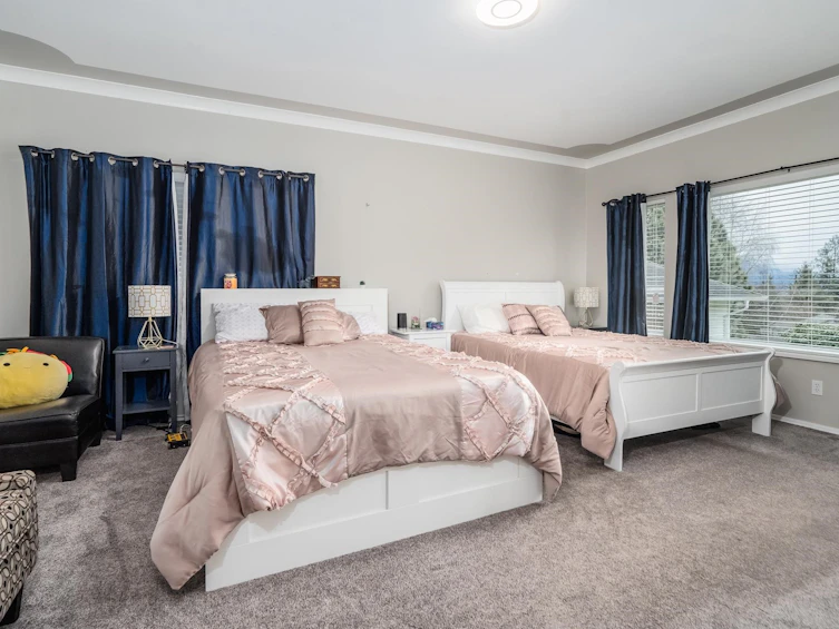 2237 Mountain Drive, Abbotsford, BC, V3G 1E3 - 21