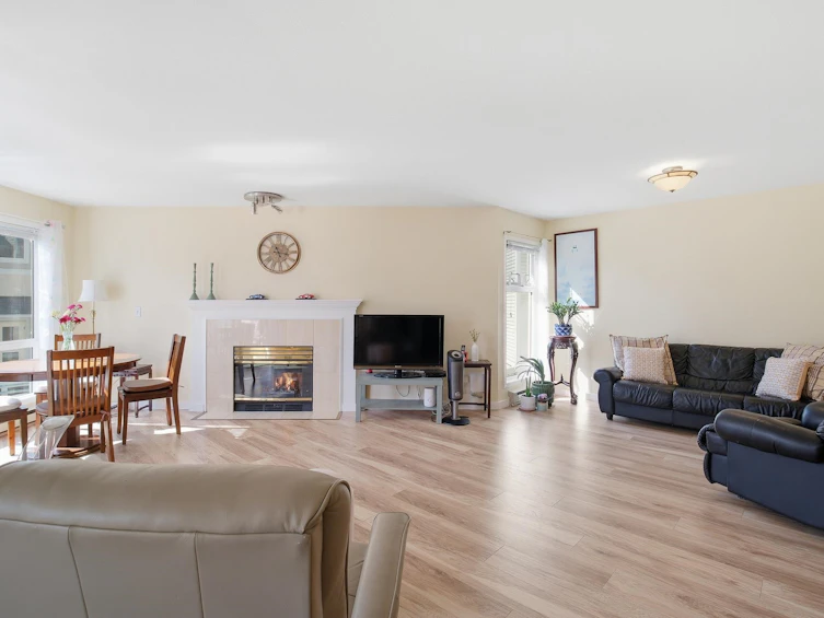 212-7437 Moffatt Road, Richmond, BC, V6Y 1X9 - 6
