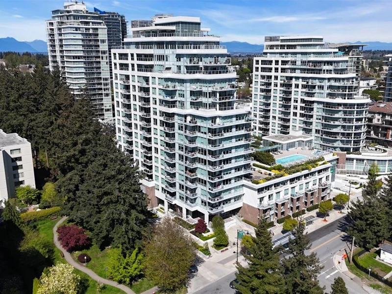 805 - 15165 Thrift Avenue, Surrey BC