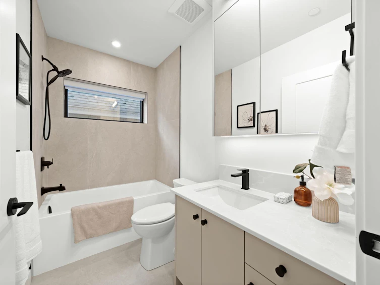 1-2247 Parker Street, Vancouver, BC, V5L 2L8 - 18
