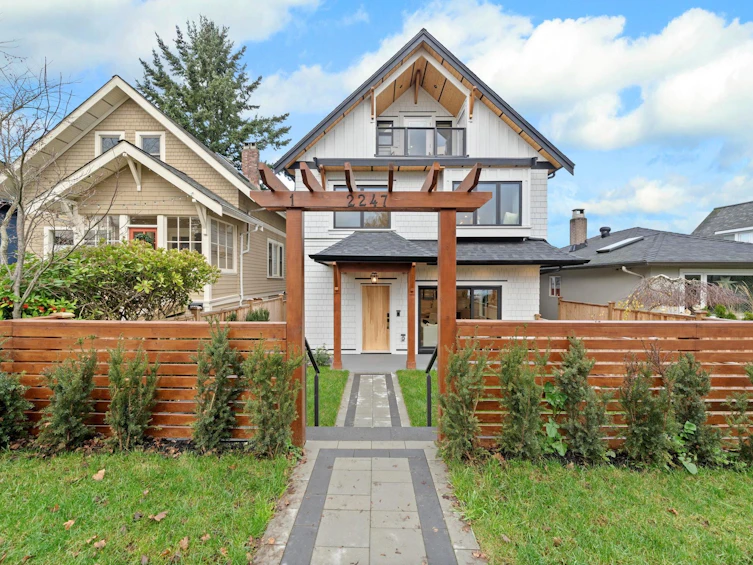 1-2247 Parker Street, Vancouver, BC, V5L 2L8 - 2